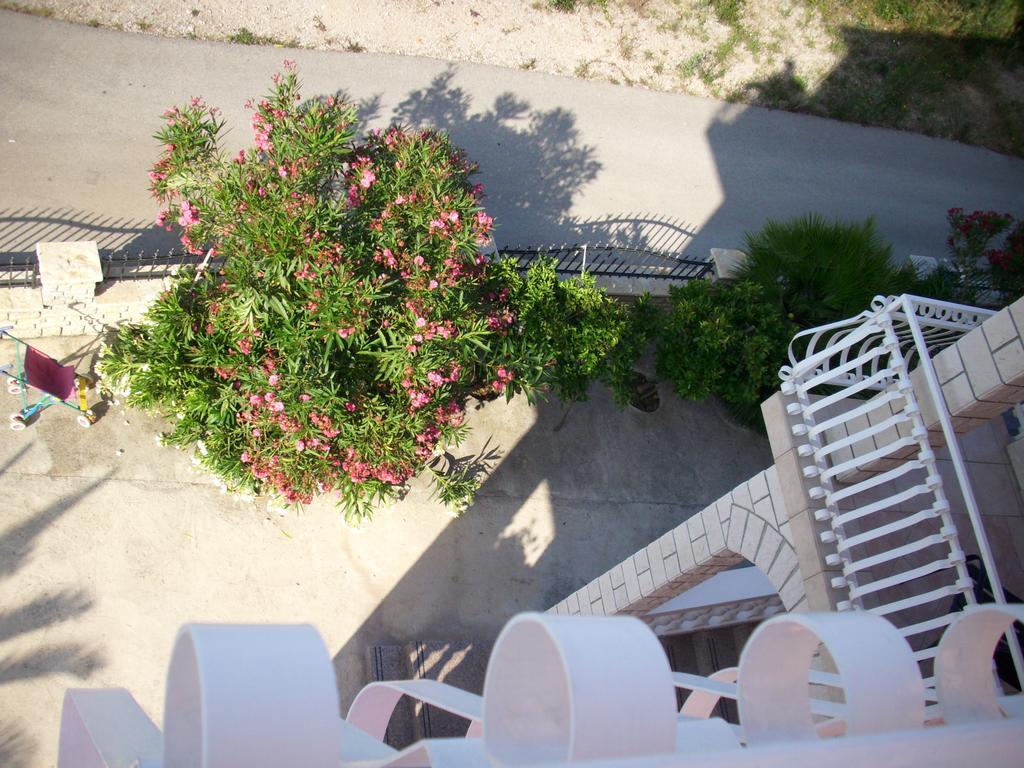 Apartments Tonimir Vodice Exterior photo