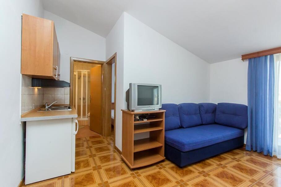 Apartments Tonimir Vodice Exterior photo